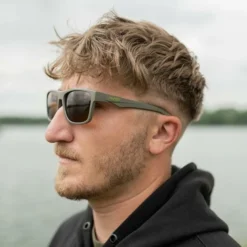 Avid Carp SeeThru Jäger Polarised Sunglasses -Vis en Kleding Winkel 1402795Avid Carp SeeThru J ger Polarised Sunglasses