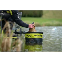 Matrix 2.5m Commercial Keepnet -Vis en Kleding Winkel 1524634Matrix 2 5m Commercial Keepnet 4